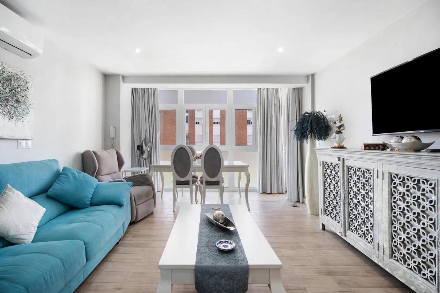 Cozy Room In Stylish Flat Just Steps From The Beach Cádiz Kültér fotó